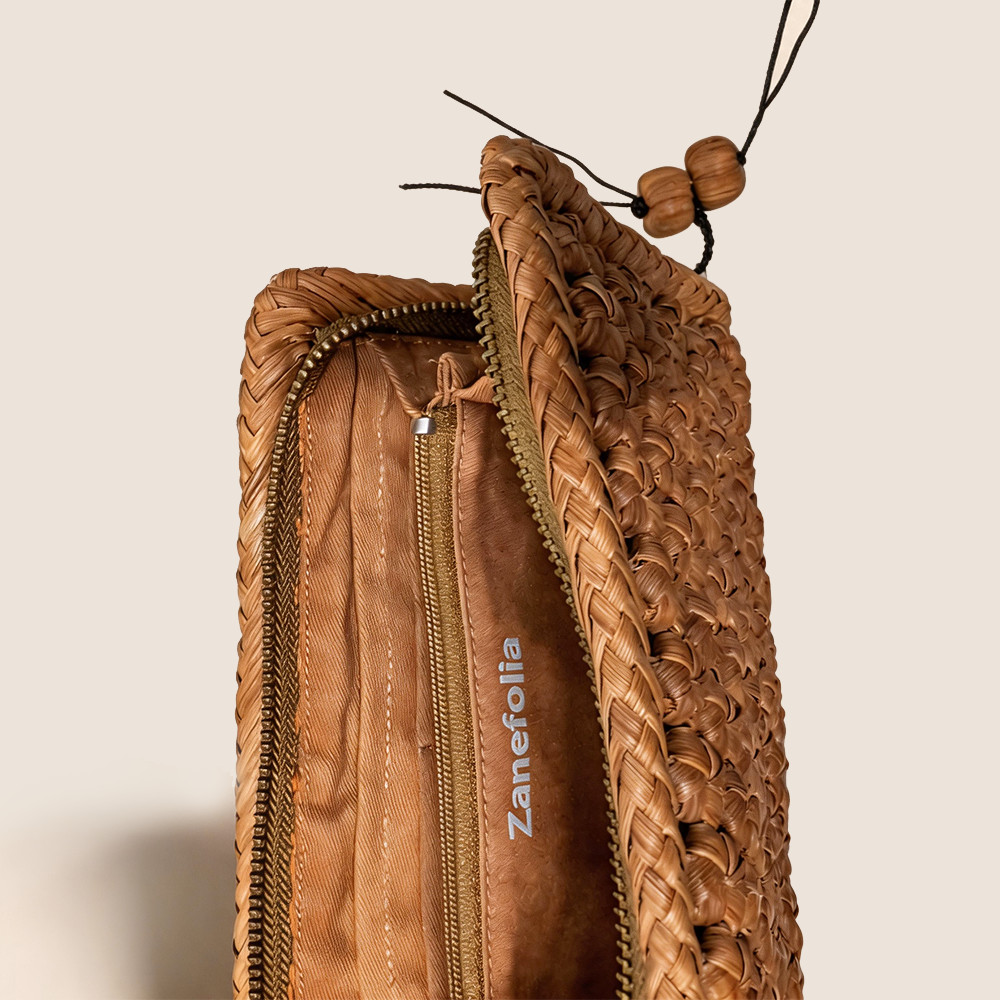 Zanefolia Handwoven Natural Vine Wallet